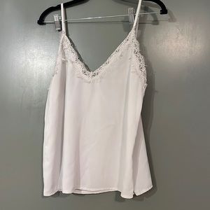 White, lace v neck tank top